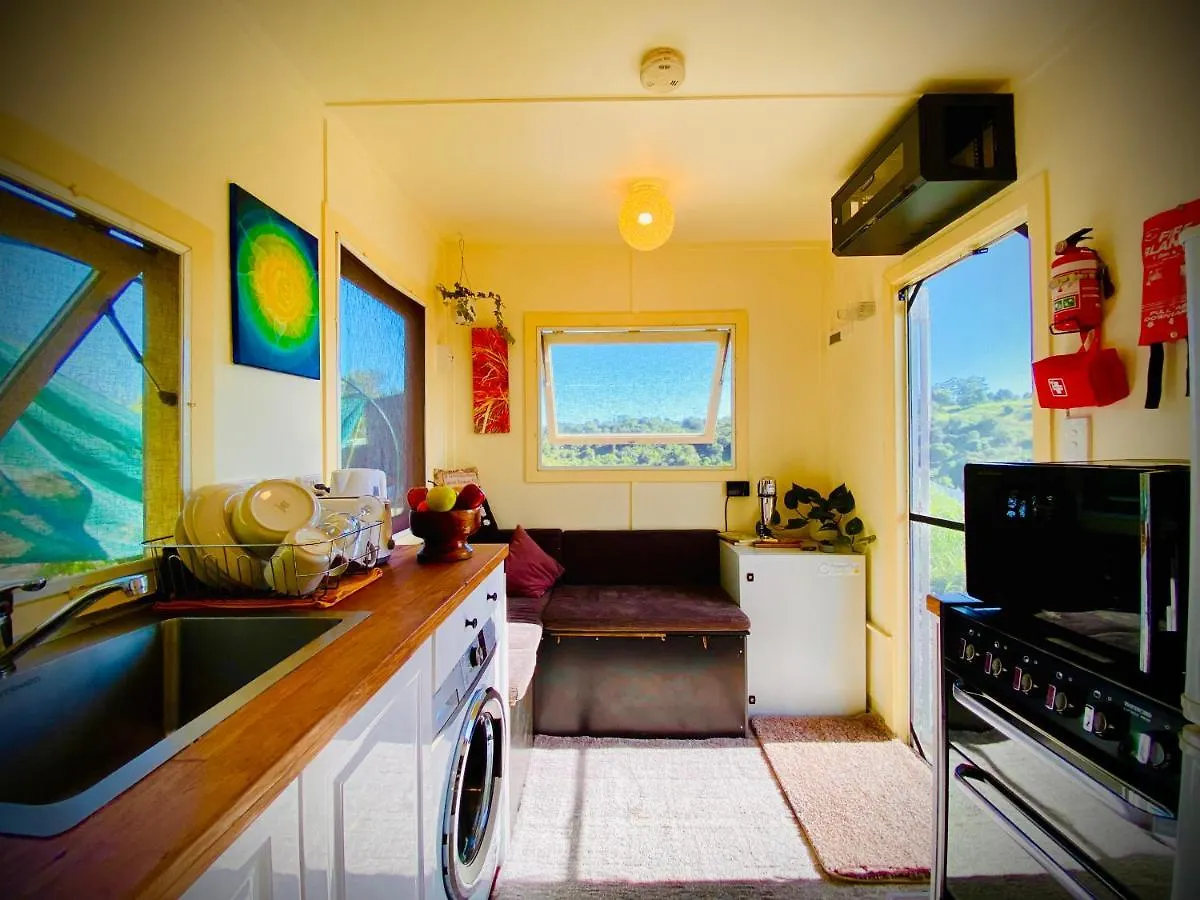 Tiny House Spectacular Eco Retreat & Cosy Villa Maleny Australia