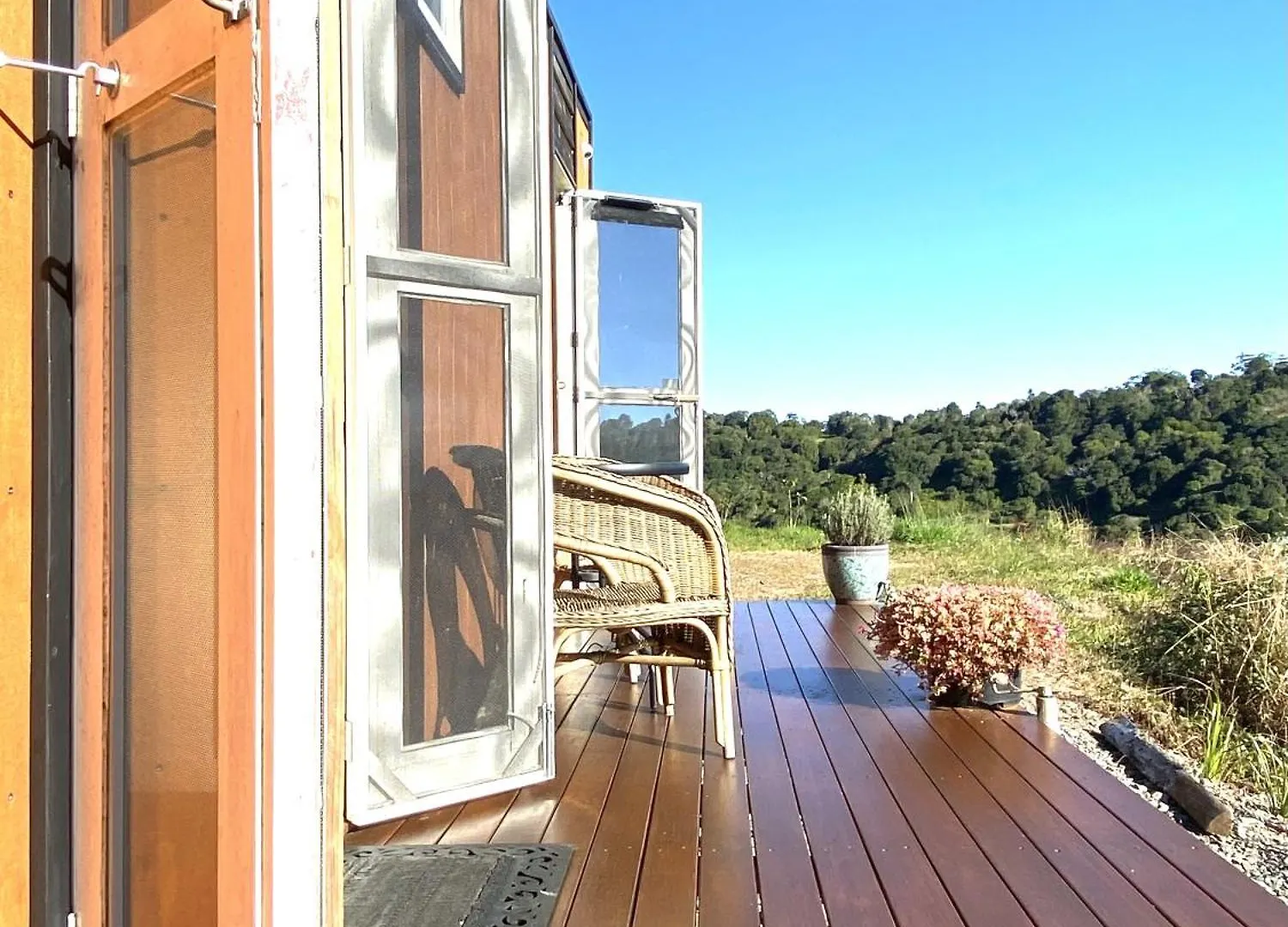 Tiny House Spectacular Eco Retreat & Cosy Villa Montville Holiday home